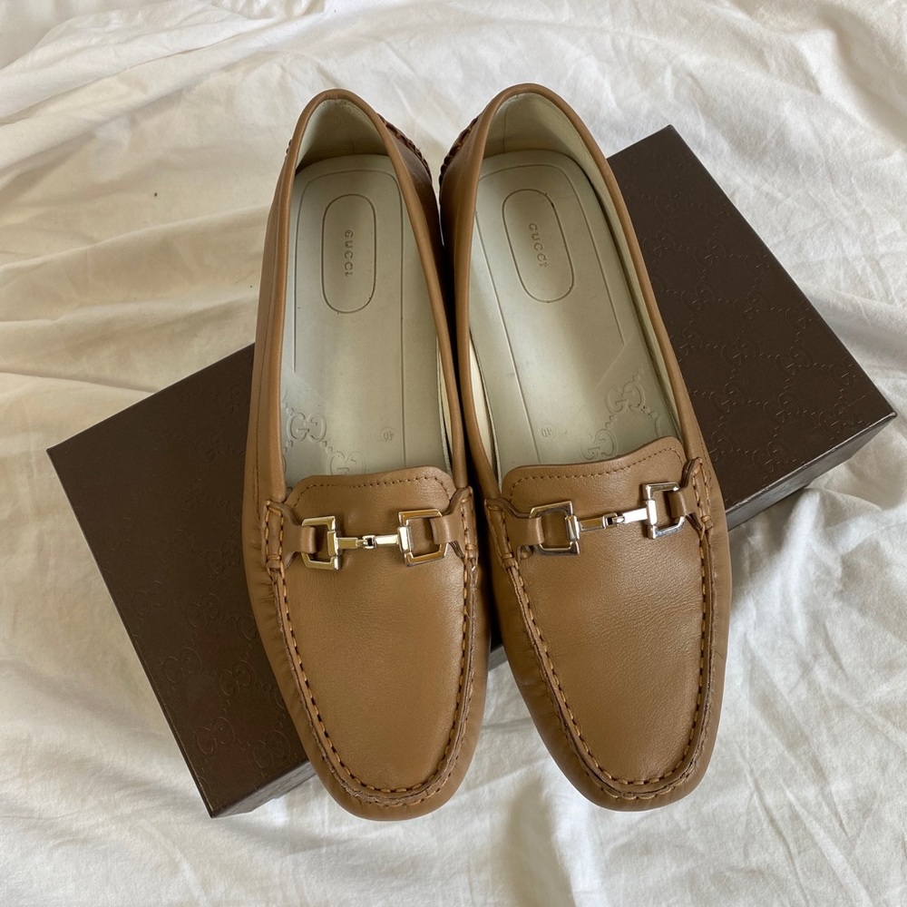 Gucci Tan Leather Horsebit Loafers for Women - Picture 12 of 13